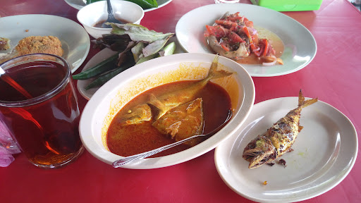 Gulai Ikan Meletop X Ira Laksa Merecik