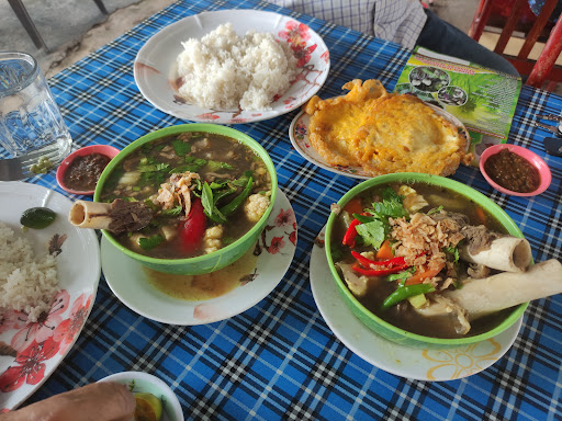 Sop periuk besar mak omel