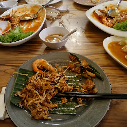 Mohd Chan by the Garden