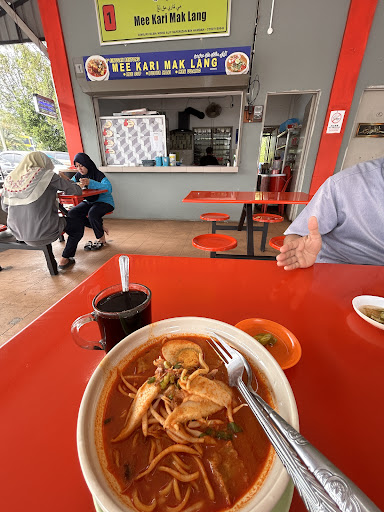 Mee Kari Mak Lang