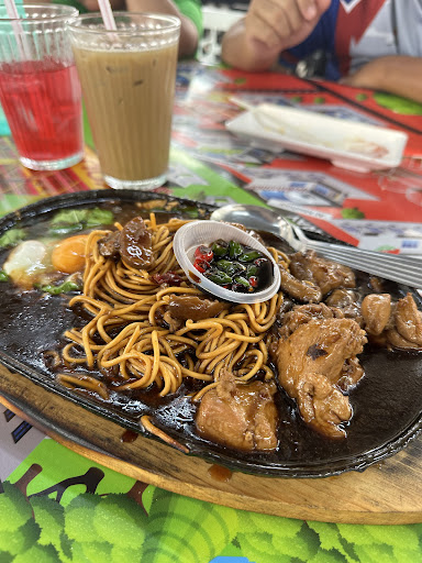 Opah Nasi Lemak Strawberry