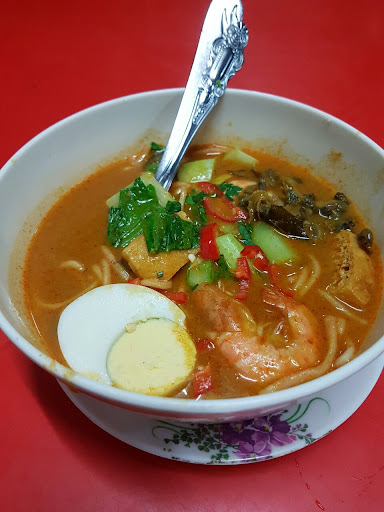 Qalifah Iman Sarapan Pagi dan Tengahari