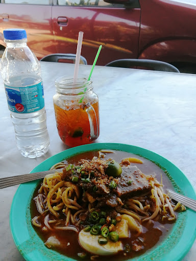 Mak Ngah Mee Rebus Tulang