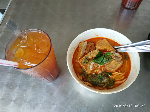 Mee Kari Kak Yah (Medan Kid)