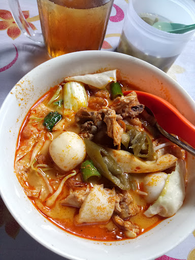 Along Mee Kari