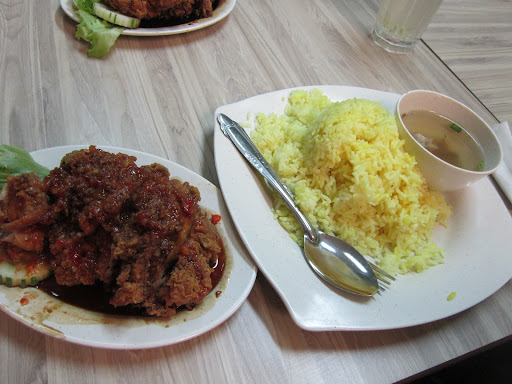 Restoran Syiok