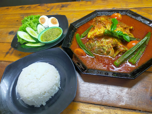 Mee Kari 7even siblings