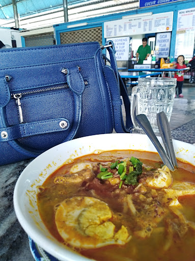 Pusat Penjaja Taman Emas