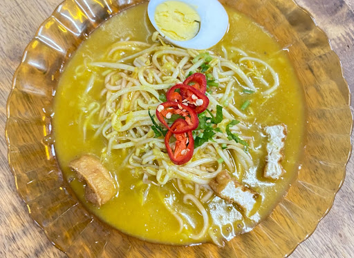 Azah Pon Cafe