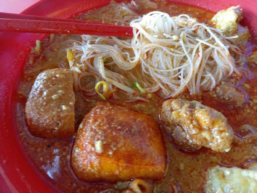 Uncle Lek Kari mee 阿烈咖哩面