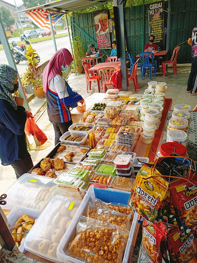 Gerai Nasi ayam rm6 Dan nasi campur Hj Din Bukit Belimbing