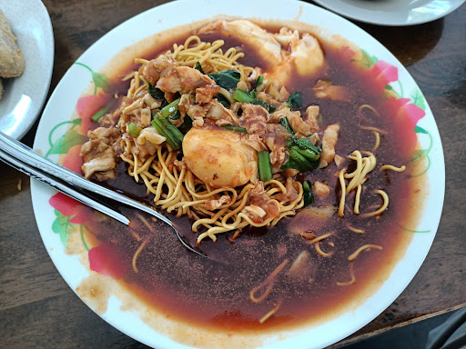 Restoran Dinding Gelas Besar