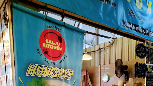 Salju Kitchen