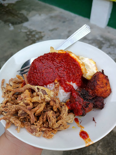Nasi lemak kukus simpang 5