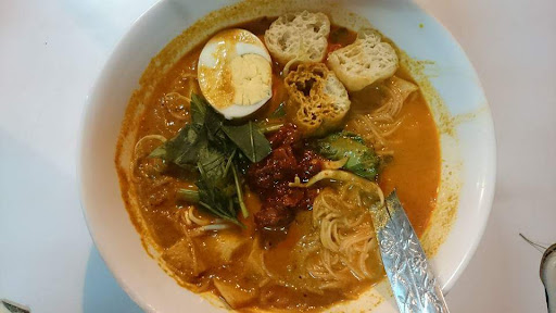 Medan Selera Stesen Bas Geliga