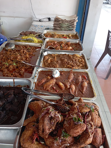 Raisya Nasi Kukus Ayam Berempah