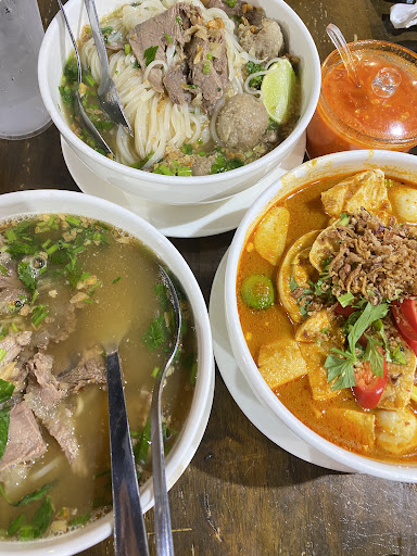 HR MEE CHAMPA GONG BADAK