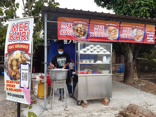 Mee Kari Kampung Tengah
