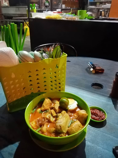 warong mini mee kari ahook