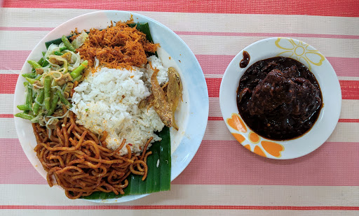 Sarapan Pagi Kak Yam (Medan Selera Pasar Peladang Skudai)