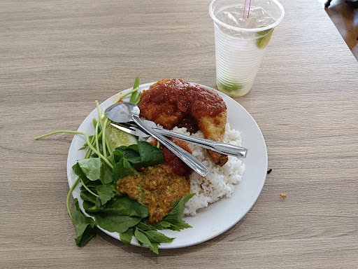 RESTAURANT SELERA KAMPUNG