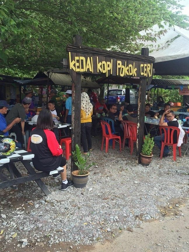 kedai kopi pokok ceri