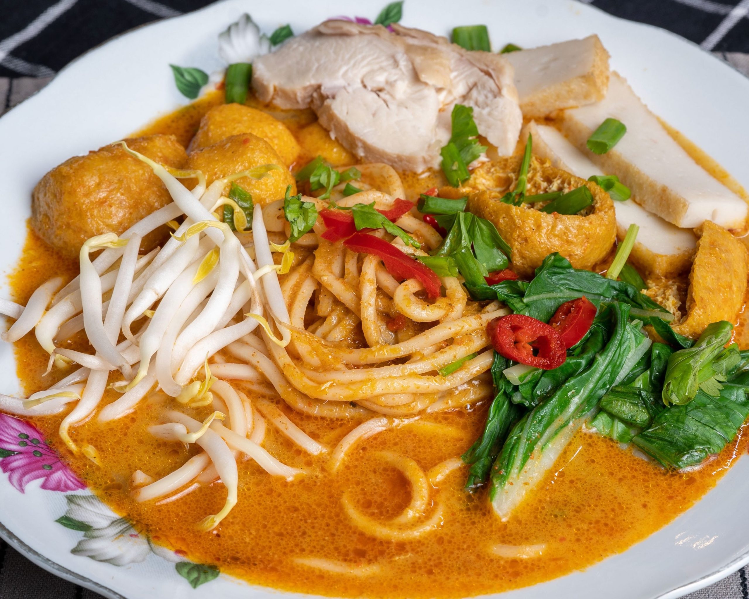 Mee kari en Chaah yang Terbaik di Malaysia 1 mee kari en chaah yang terbaik di malaysia scaled