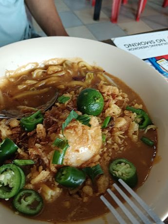 mee kari terbaik di kampung pasir gudang baru