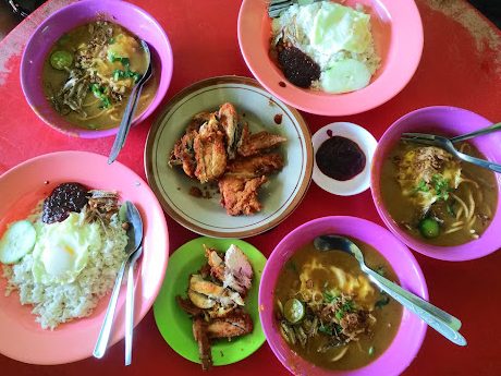 mee rebus mak long tepi sungai