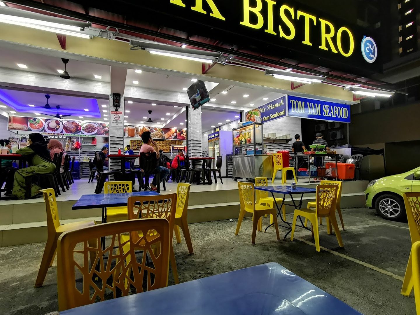 mr mamak bistro